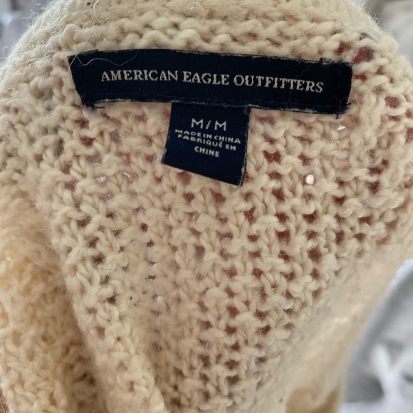 AE Cream Sweater - Picture 2 of 2